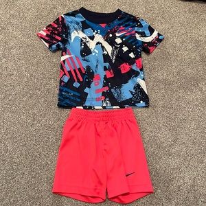 Boys 2T Nike Set